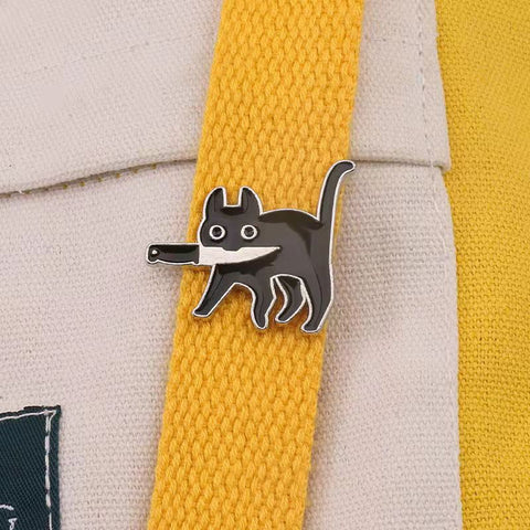 SPOOKY BLACK CAT PIN